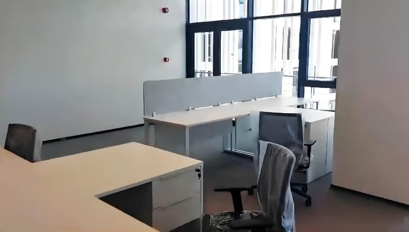 ケーススタディ – タブロスの AADE の新デジタル本部オフィス | Mige Office Furniture Factory