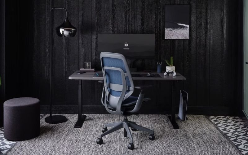 Стул Karman в стальном корпусе