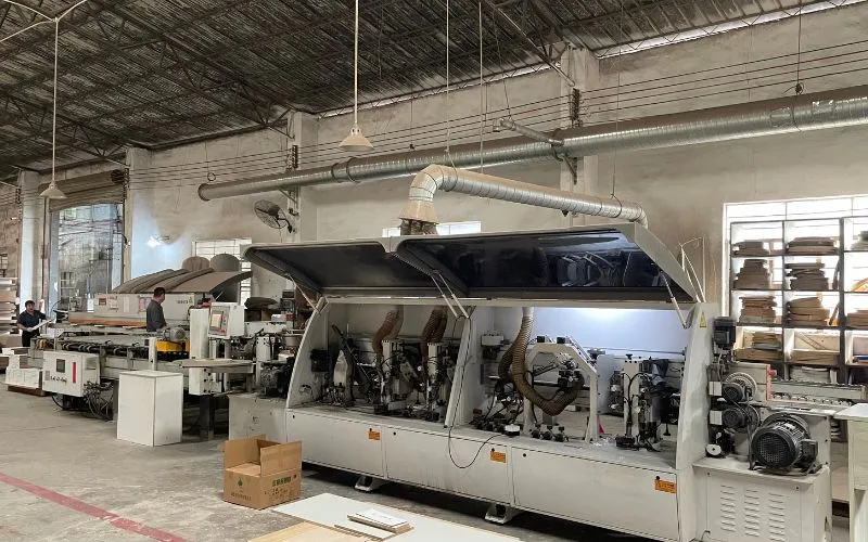 Immagine di fabbrica 2