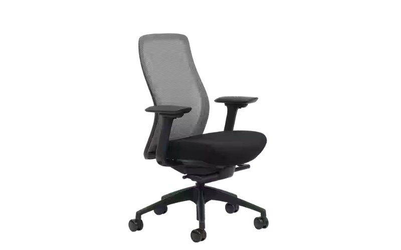 Upright ergonomic chair with natural lumbar support