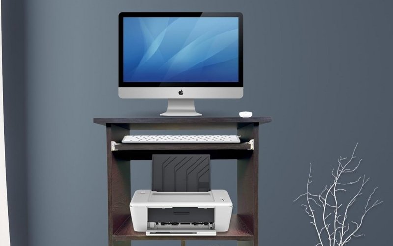 A Compact Computer Desktop