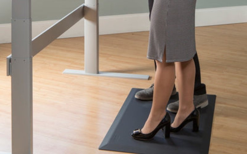 Anti-Fatigue mat with its proprietary cushion-core technology