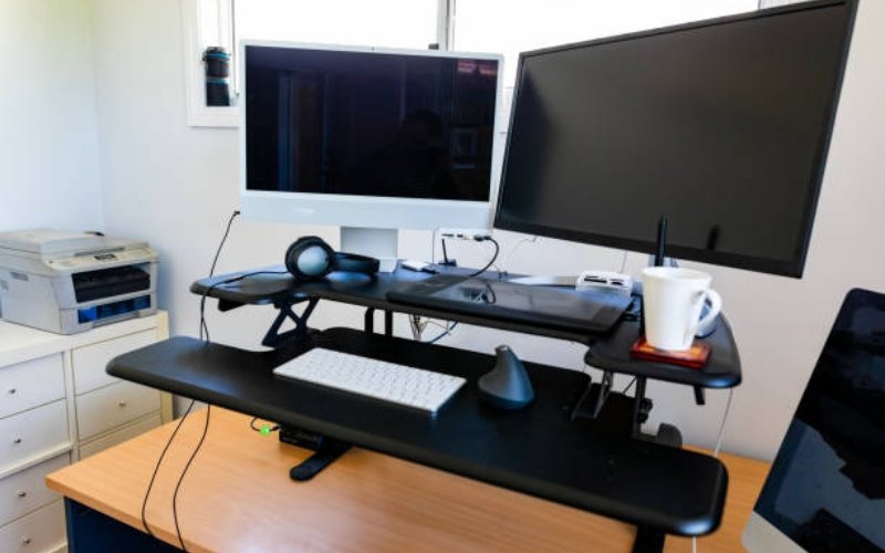 Beste bureau-opzetstuk voor staand bureau