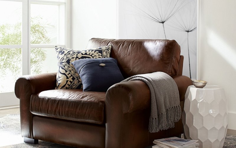 Pottery Barn Turner premium leather sofa for the living room